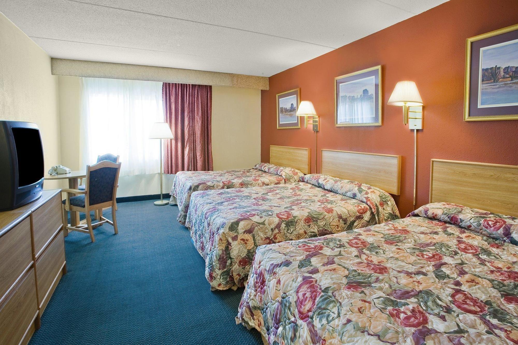 Broadview Inn Suites Galesburg Phòng bức ảnh